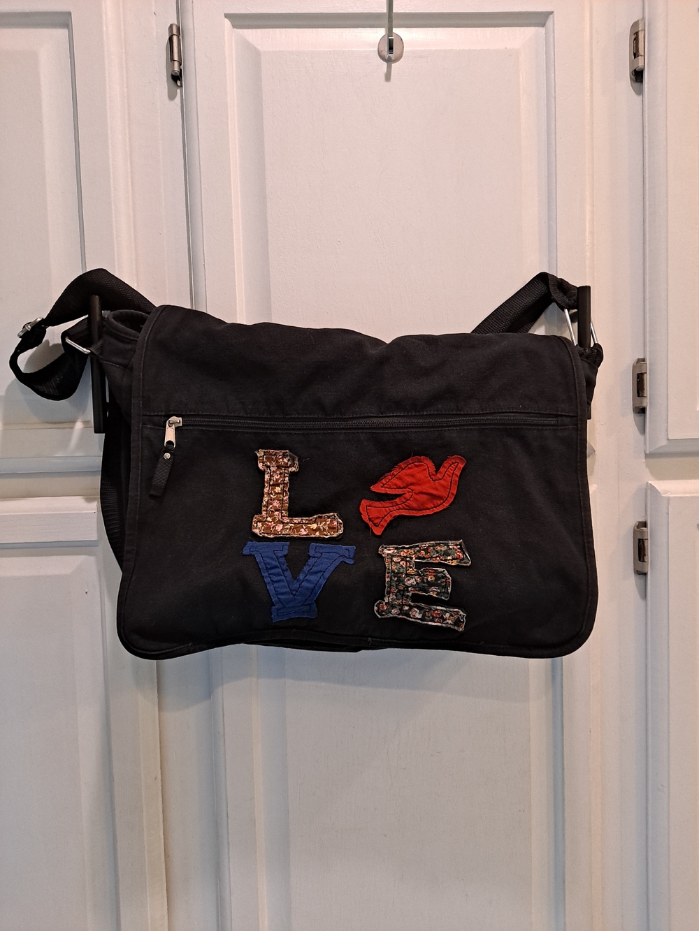 Joe Boxer Commuter Messenger Vintage Y2k Black Colorful 'LOVE' Applique Bag
